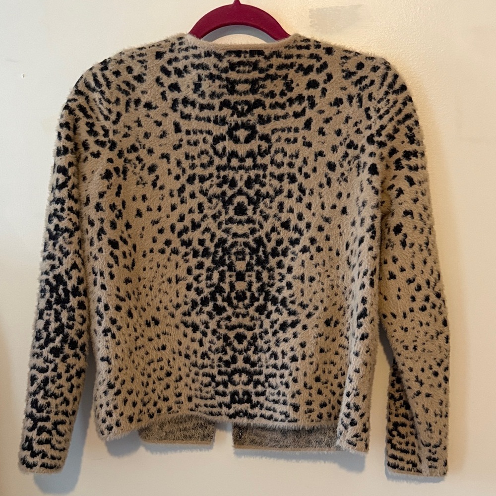 Leopard Print cardigan Sweater - Picture 5 of 5